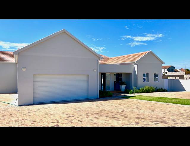 3 BEDROOM HOUSE FOR SALE IN PORT OWEN